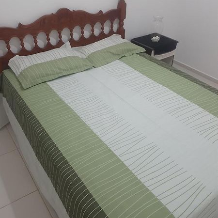 Quarto em apartamento Suzano Exterior foto